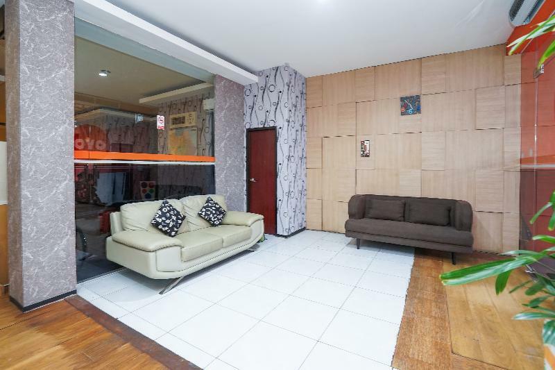 Oyo 275 Hotel Kita Surabaya Dış mekan fotoğraf