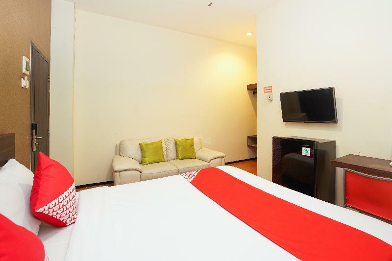 Oyo 275 Hotel Kita Surabaya Dış mekan fotoğraf