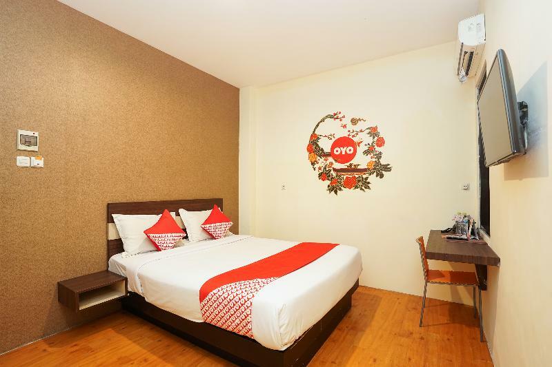 Oyo 275 Hotel Kita Surabaya Dış mekan fotoğraf