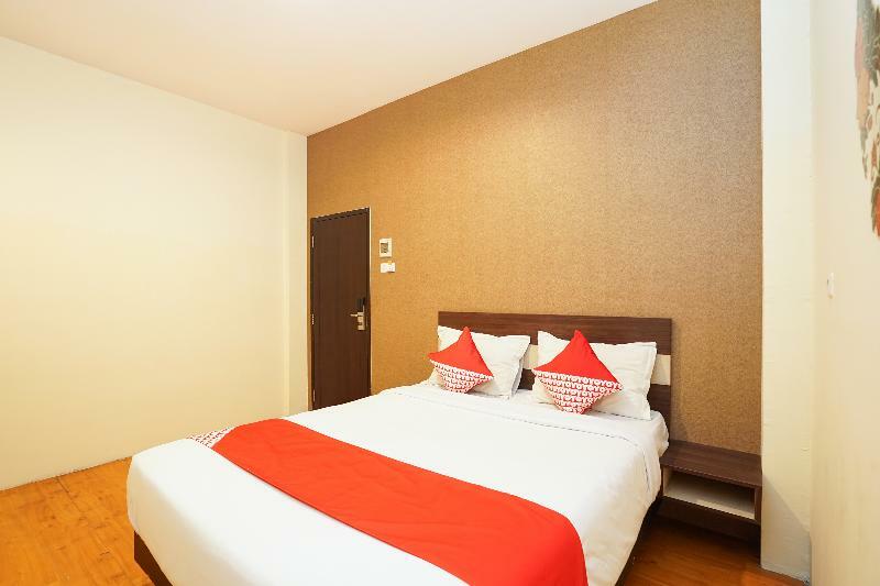 Oyo 275 Hotel Kita Surabaya Dış mekan fotoğraf