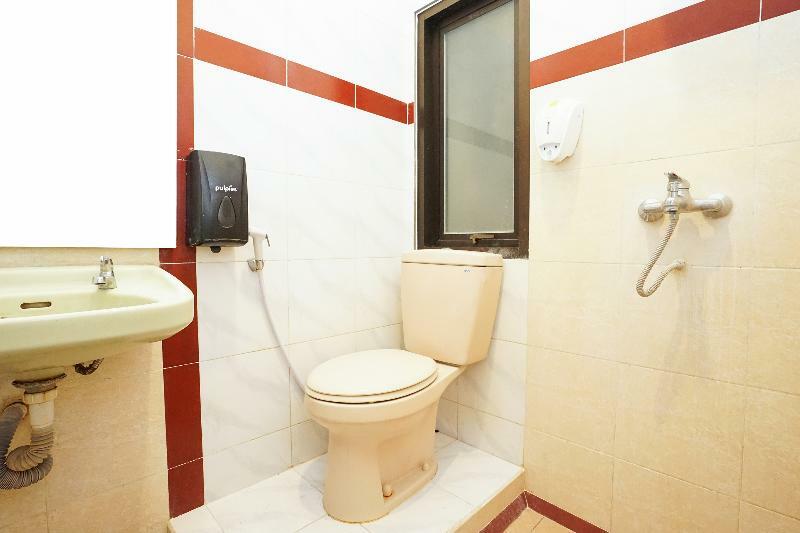Oyo 275 Hotel Kita Surabaya Dış mekan fotoğraf
