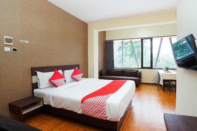 Oyo 275 Hotel Kita Surabaya Dış mekan fotoğraf