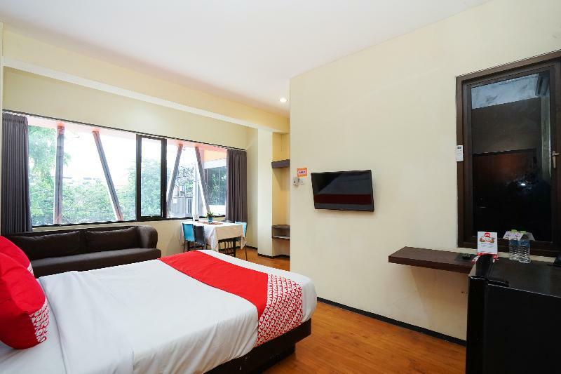 Oyo 275 Hotel Kita Surabaya Dış mekan fotoğraf